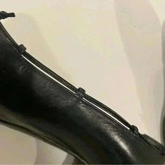 Chanel Vintage Black Pointed Square Toe Heels Bow 36 Leather Mules Gold CC Logo - Picture 11 of 13